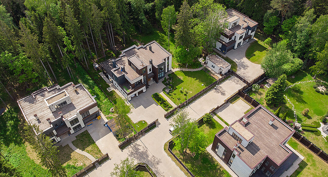 Форест Стоун