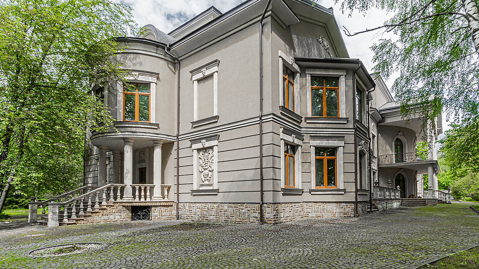 Усадьба в Лосино-Петровское