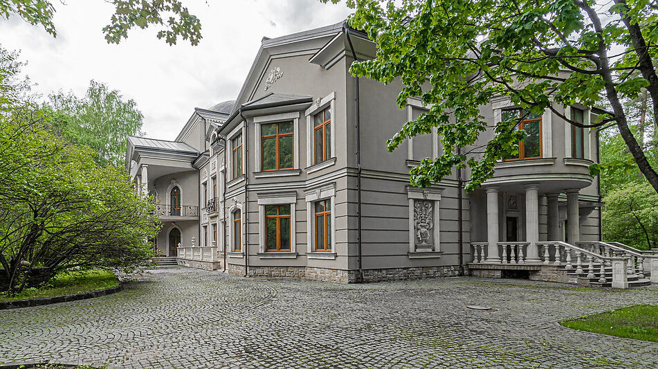 Усадьба в Лосино-Петровское