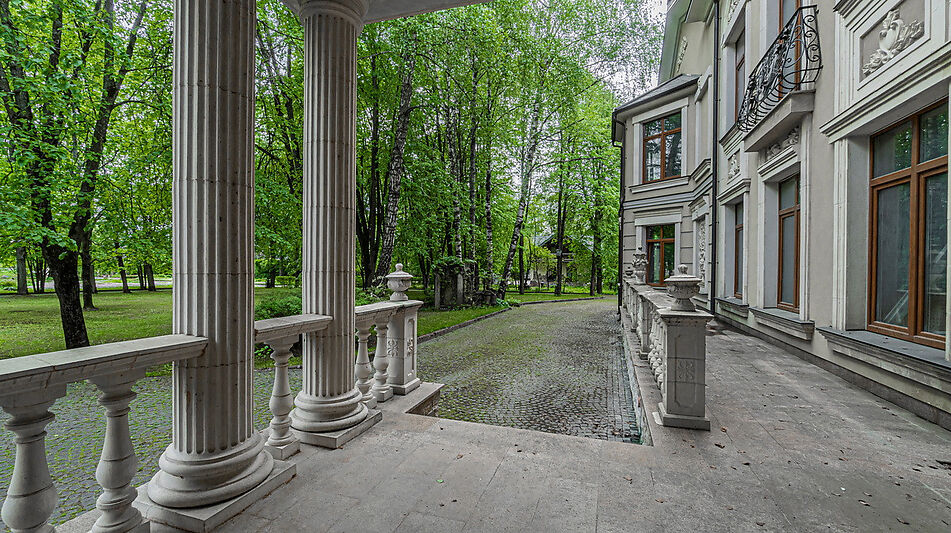 Усадьба в Лосино-Петровское