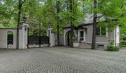 Усадьба в Лосино-Петровское