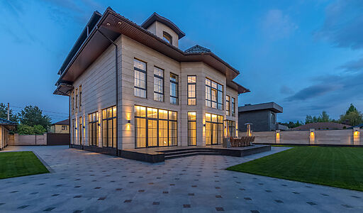 Дом в поселке Знаменское поле