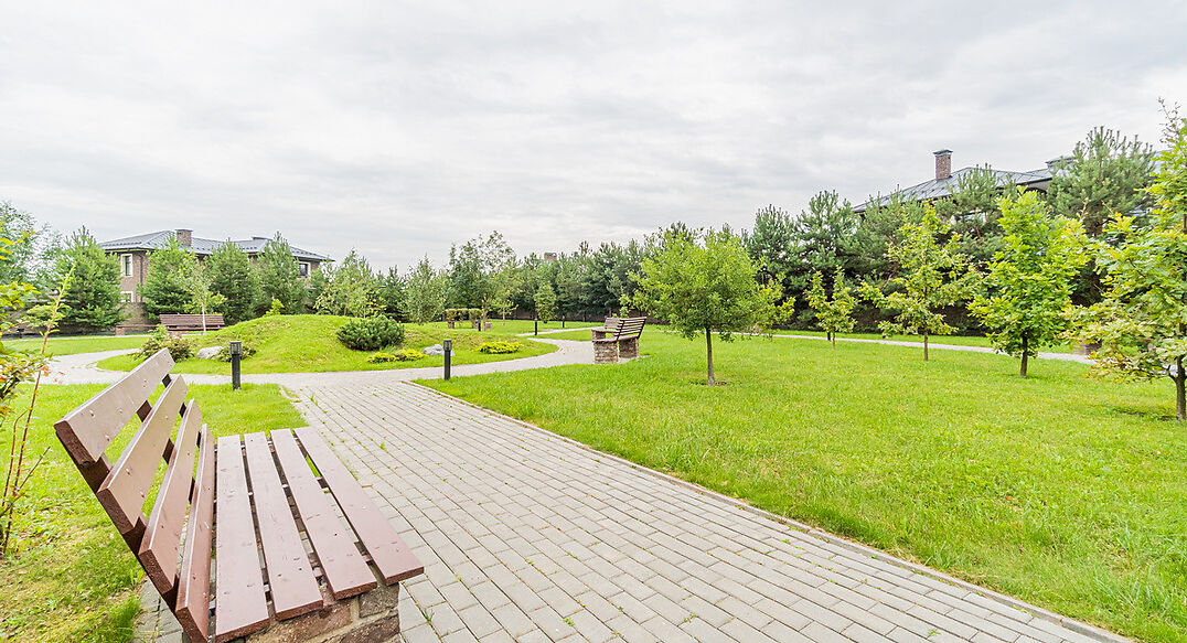 Этюд Фэмили Клаб