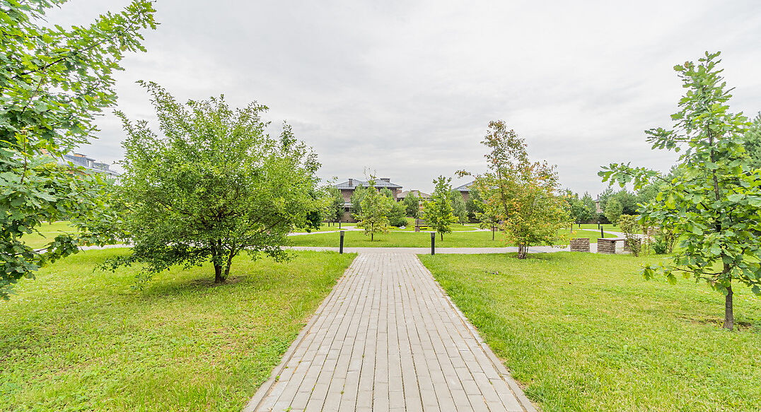 Этюд Фэмили Клаб