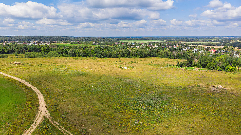 Продается участок в Villa Links