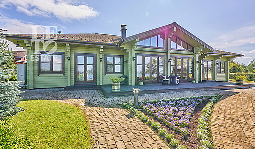 Дом на берегу Волги в Макарьево