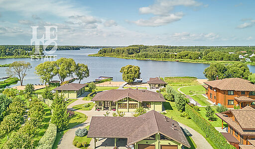 Дом на берегу Волги в Макарьево