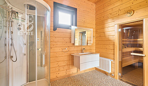 Дом на берегу Волги в Макарьево