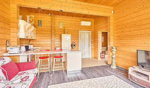 Дом на берегу Волги в Макарьево