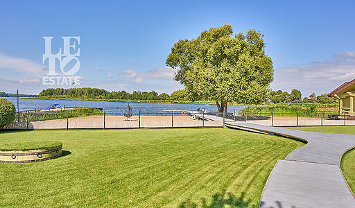 Дом на берегу Волги в Макарьево