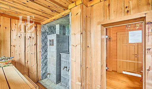 Дом на берегу Волги в Макарьево