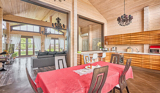 Дом на берегу Волги в Макарьево