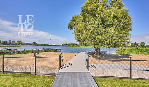 Дом на берегу Волги в Макарьево