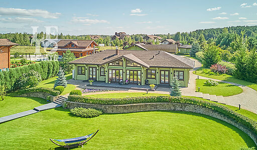 Дом на берегу Волги в Макарьево