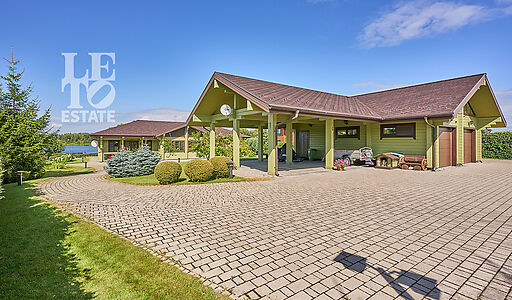 Дом на берегу Волги в Макарьево