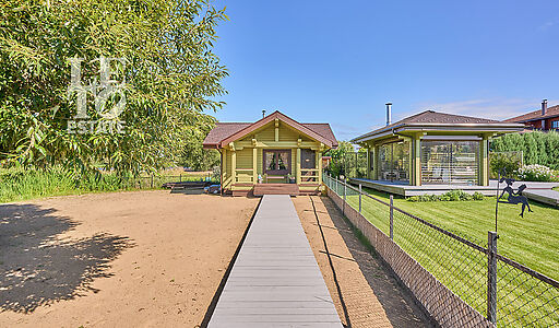 Дом на берегу Волги в Макарьево