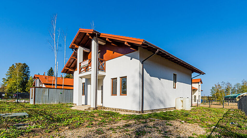 Дом у озера в КП Спас-Каменка