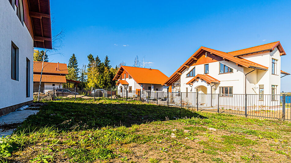 Дом у озера в КП Спас-Каменка