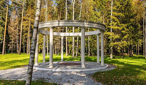 Резиденс Клаб