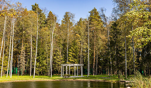 Резиденс Клаб