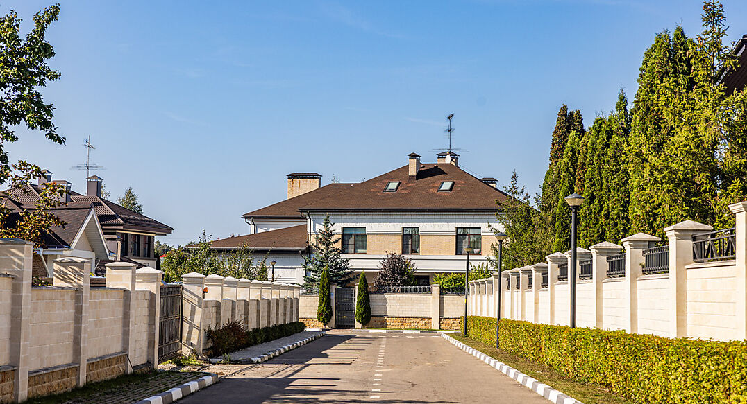 Резиденс Клаб