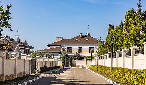 Резиденс Клаб