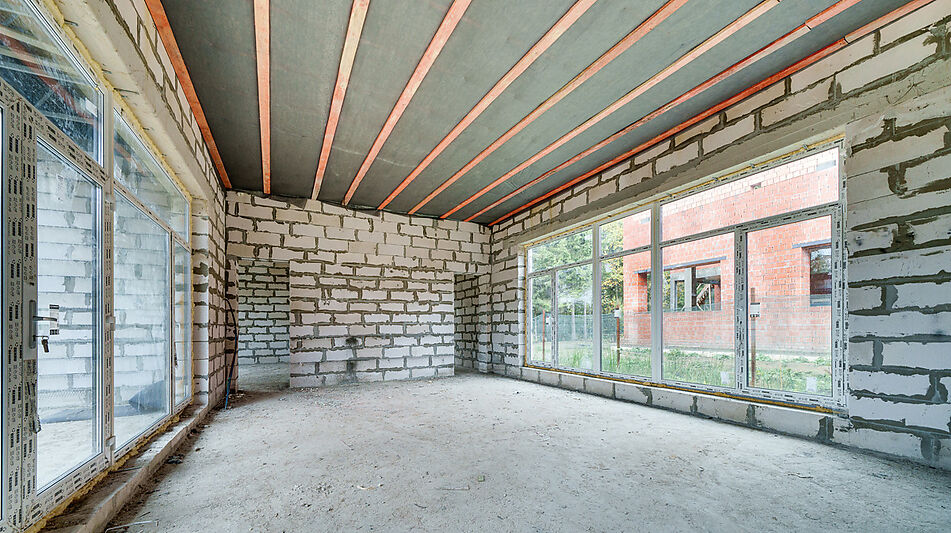 Дом без отделки в поселке Топаз