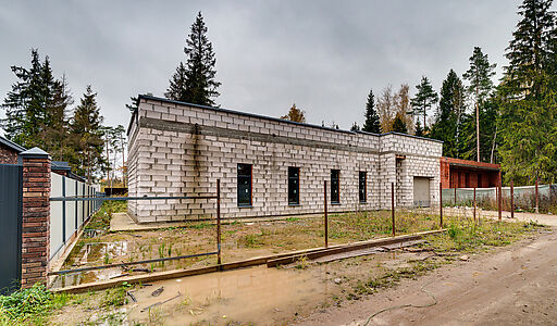 Дом без отделки в поселке Топаз