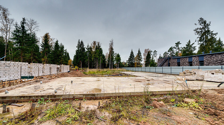 Видовой участок в поселке Топаз