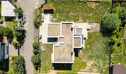 Дом с видом на озеро в Пестово