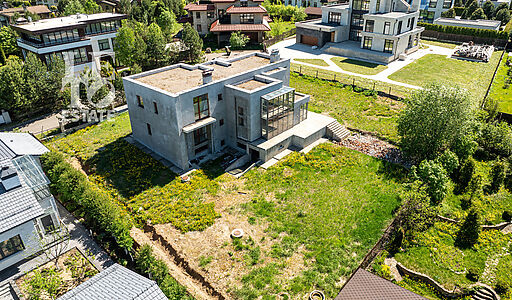 Дом с видом на озеро в Пестово