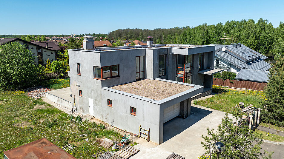 Дом с видом на озеро в Пестово