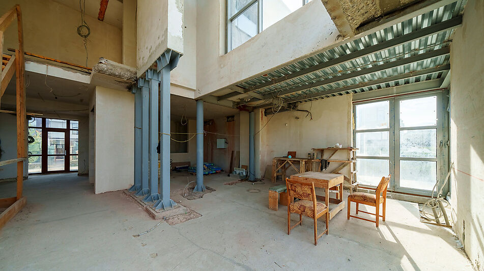 Дом с видом на озеро в Пестово