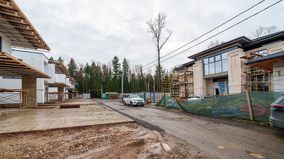 Современный дом в Новогорск Лес