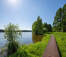 Дизайнерский дом у воды в Пчелке