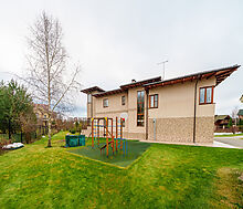 Дизайнерский дом у воды в Пчелке