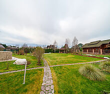 Дизайнерский дом у воды в Пчелке