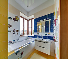 Дизайнерский дом у воды в Пчелке