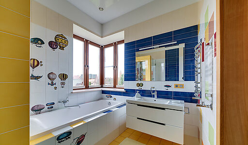 Дизайнерский дом у воды в Пчелке