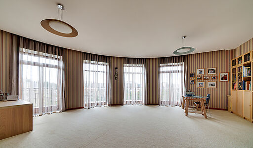 Дизайнерский дом у воды в Пчелке