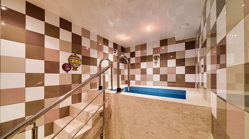 Дизайнерский дом у воды в Пчелке