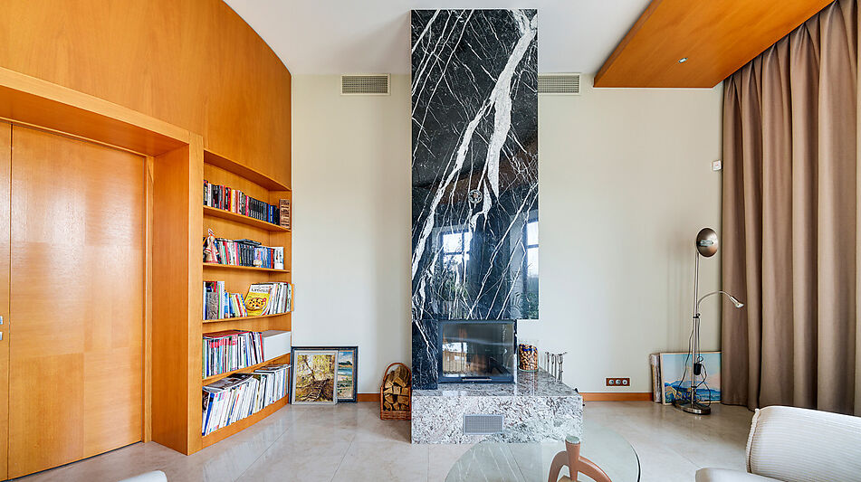 Дизайнерский дом у воды в Пчелке