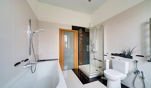 Дизайнерский дом у воды в Пчелке