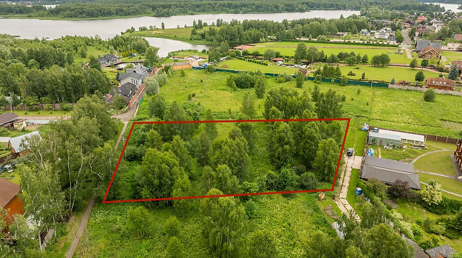 Участок рядом с водой в Витенево