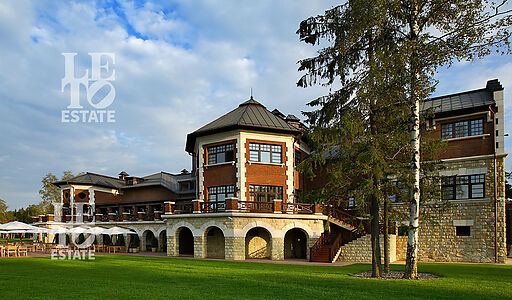 Дом в Поселке Гольф Клуб Пестово