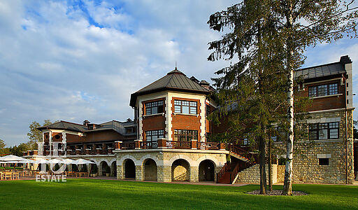 Дом в Поселке Гольф Клуб Пестово