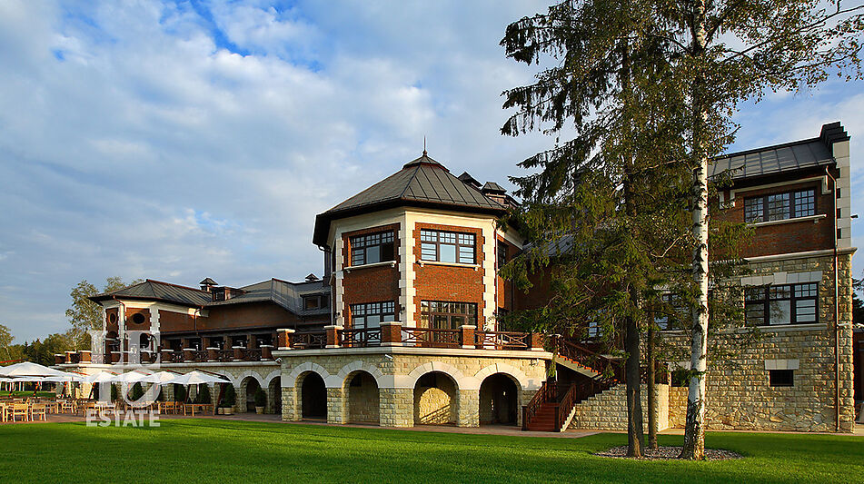 Дом в Поселке Гольф Клуб Пестово
