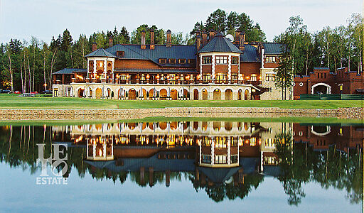 Дом в Поселке Гольф Клуб Пестово