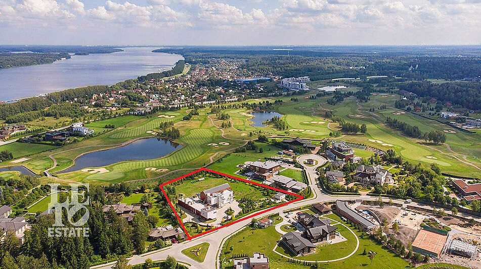 Дом в Поселке Гольф Клуб Пестово