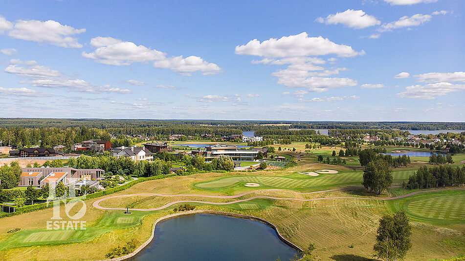 Дом в Поселке Гольф Клуб Пестово